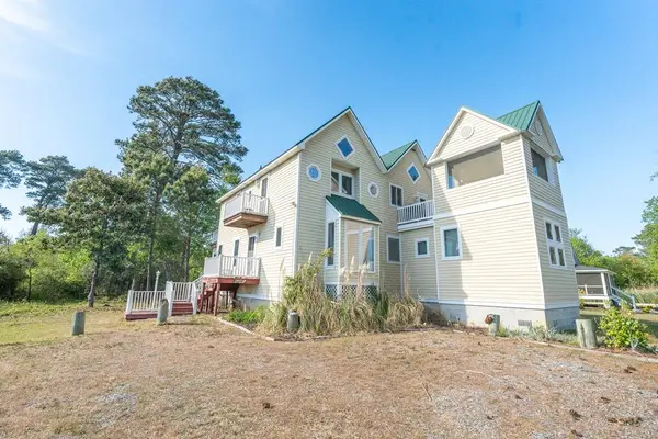4473 Deep Hole Rd, CHINCOTEAGUE, VA 23336