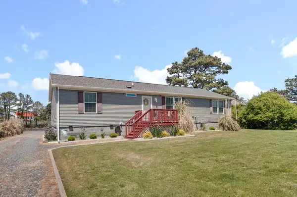 5245 Main St, CHINCOTEAGUE, VA 23336