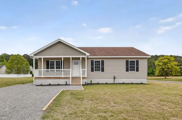 2471 Captains Corridor, GREENBACKVILLE, VA 23356