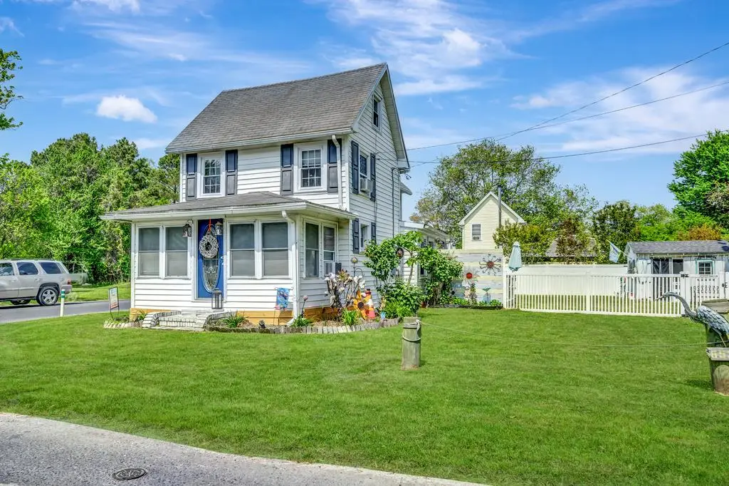 6539 Church St, Chincoteague, VA 23336 - #1