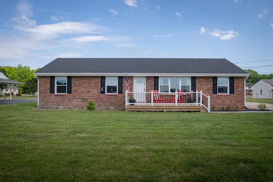 53 Hill St, Onancock, VA 23417 - #3