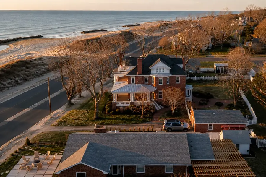 306 Bay Ave, Cape Charles, VA 23310 - #3