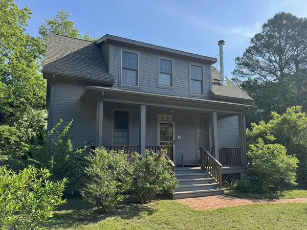 1 Jefferson St, ONANCOCK, VA 23417