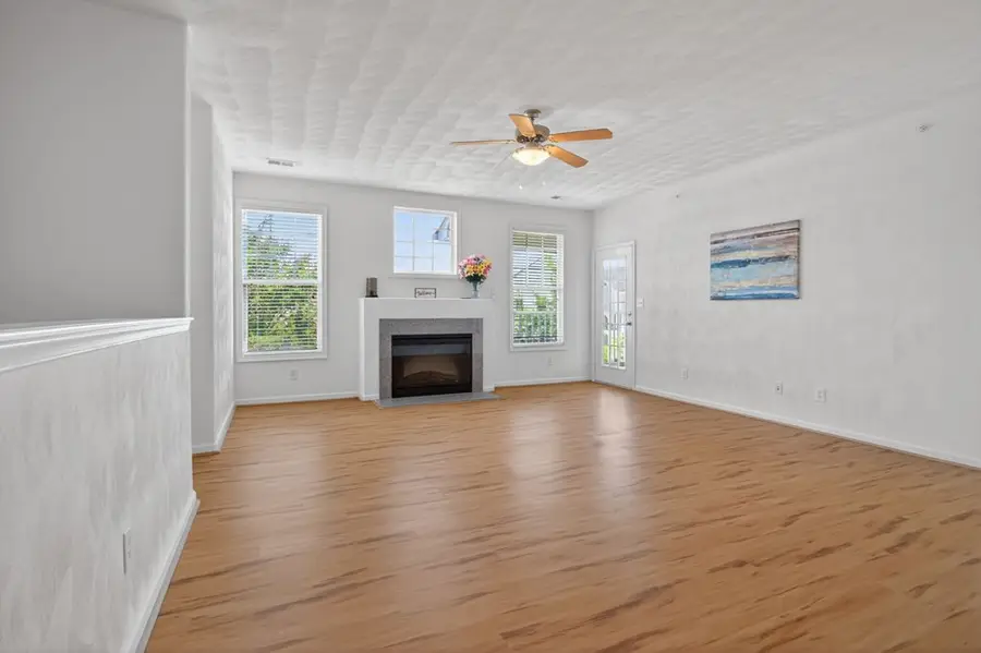 807 Turnberry Arch, Cape Charles, VA 23310 - #2