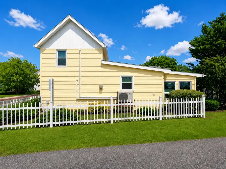 3758 Willow St, Chincoteague, VA 23336 - #3
