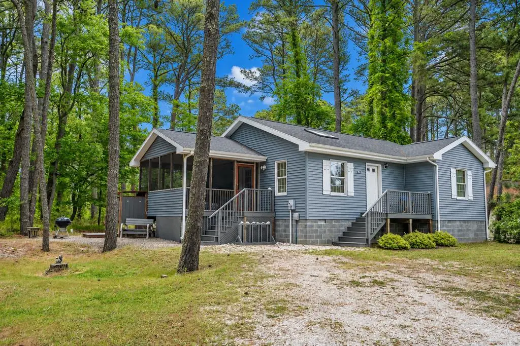 5387 Oak Dr, Chincoteague, VA 23336 - #1