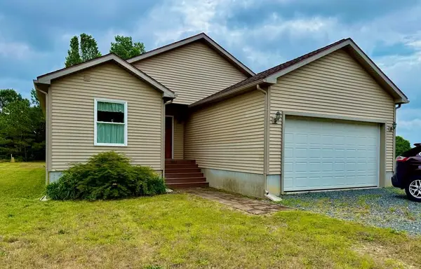 3283 High Sea Dr, GREENBACKVILLE, VA 23456