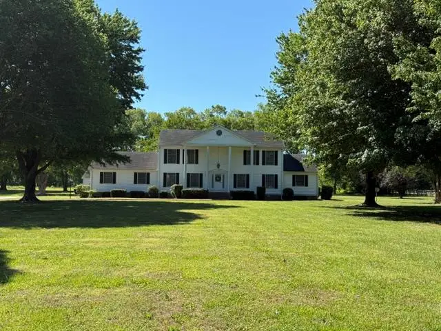 7303 Bayside Rd, Franktown, VA 23354 - #1