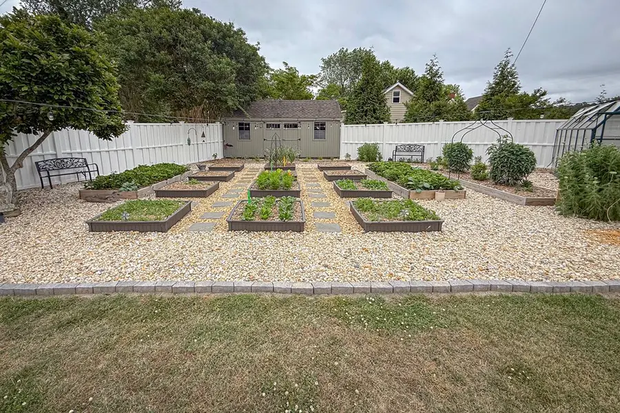 22005 Parsons Rd, Greenbush, VA 23357 - #3