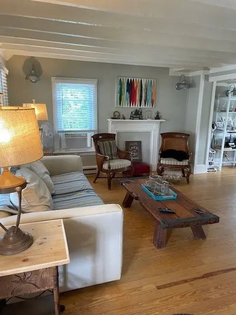 4210 School St, Chincoteague, VA 23336 - #3