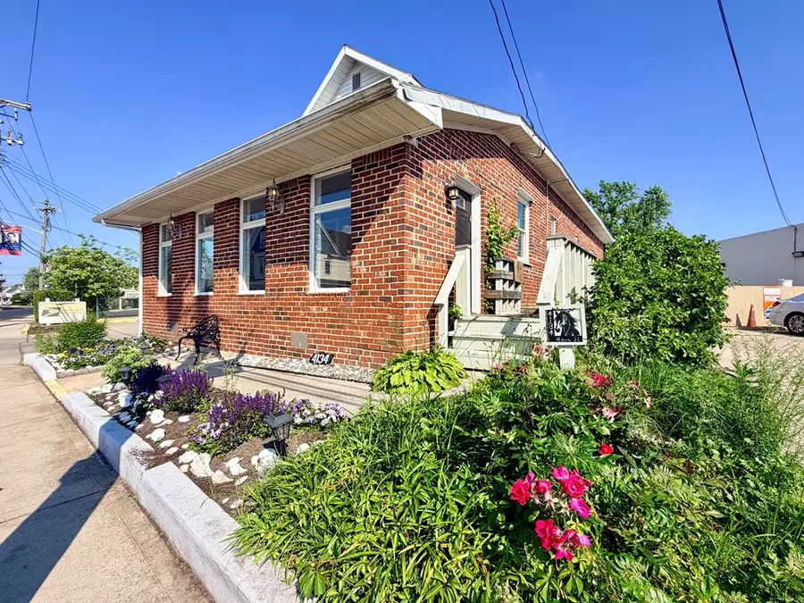 4134 Main St, Chincoteague, VA 23336 - #3