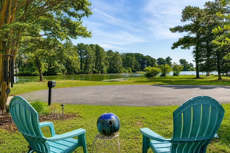 5290 Lakeview Rd, Chincoteague, VA 23336 - #3