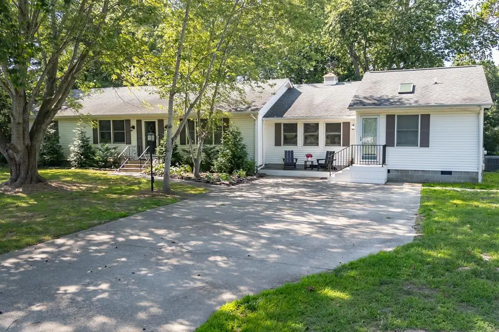 4 James St, Onancock, VA 23417 - #1