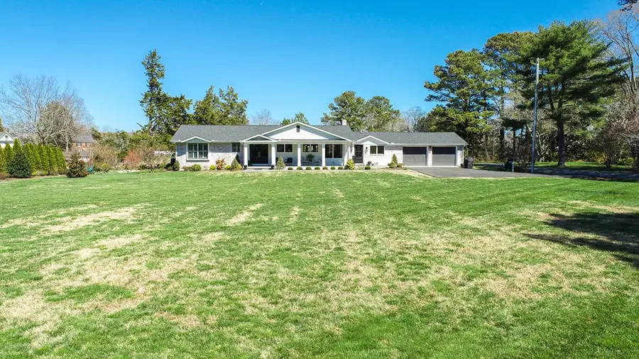 2 Division St, Onancock, VA 23417 - #2