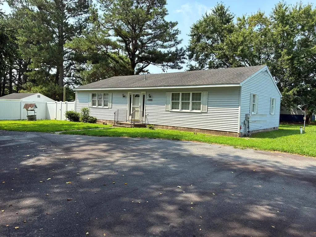 19544 Main St, Melfa, VA 23410 - #1
