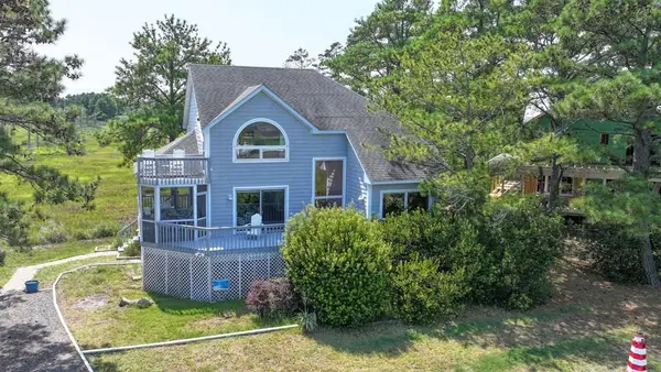 5466 Amrien Dr, CHINCOTEAGUE, VA 23336