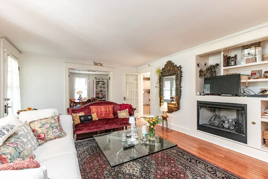 4 Lake St, Onancock, VA 23417 - #3
