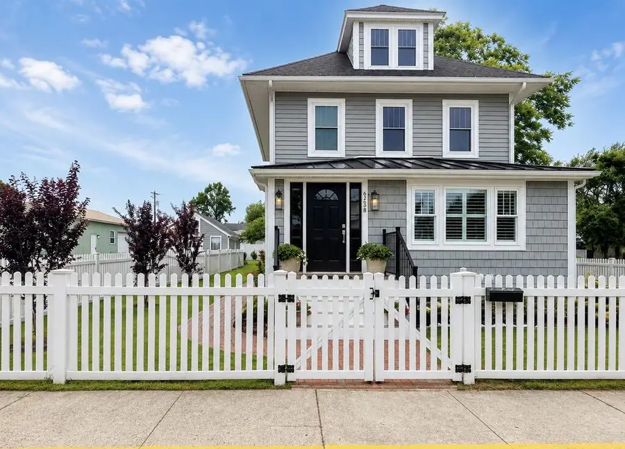 6258 Clark St, Chincoteague, VA 23336 - #3