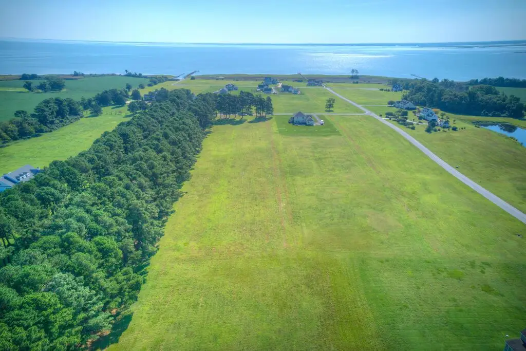 16 Corbin Hall Ln, Chincoteague, VA 23336 - #1