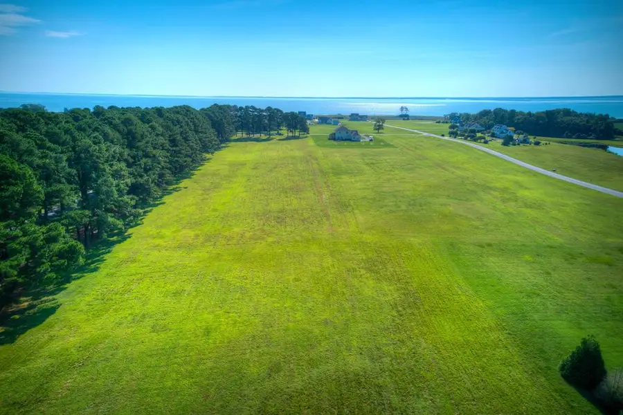 16 Corbin Hall Ln, Chincoteague, VA 23336 - #2