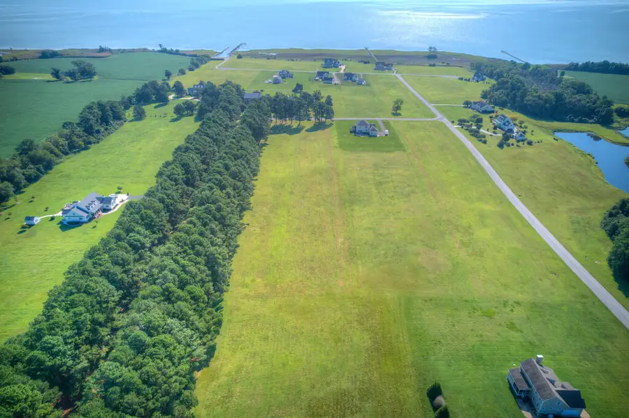 16 Corbin Hall Ln, Chincoteague, VA 23336 - #3