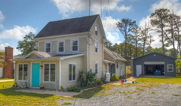 3620 Ridge Rd, CHINCOTEAGUE, VA 23336
