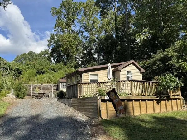 6037 Willow Dr, HORNTOWN, VA 23395