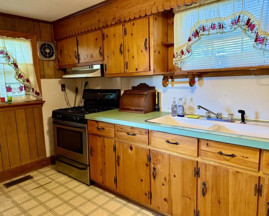 3138 Davis Rd, New Church, VA 23415 - #3