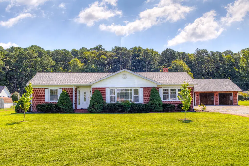 15395 Parks St, Bloxom, VA 23308 - #1