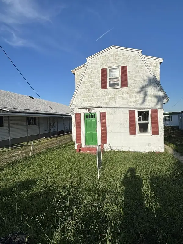 16219 Main Ridge Rd, TANGIER, VA 23440