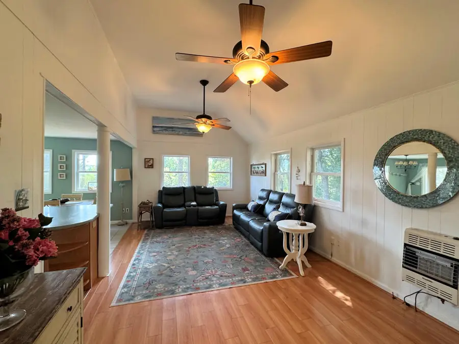 5471 Oak Dr, Chincoteague, VA 23336 - #2