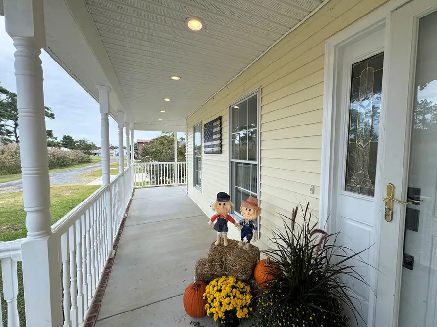 4220 Bennett Ln, Chincoteague, VA 23336 - #3