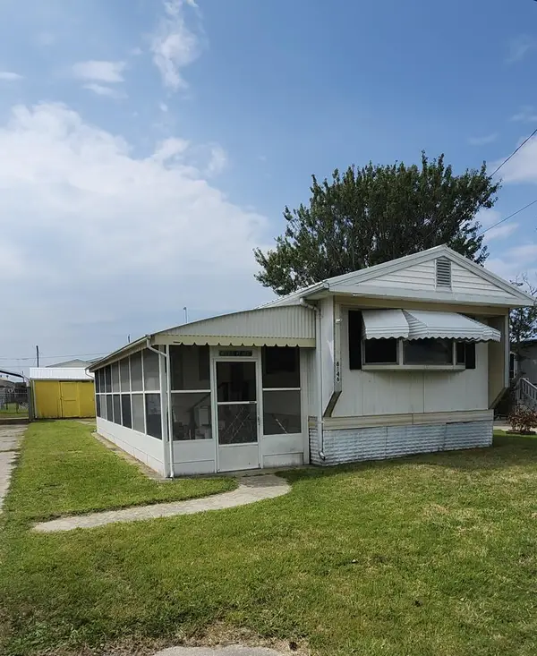 8146 Seashell Dr, CHINCOTEAGUE, VA 23336
