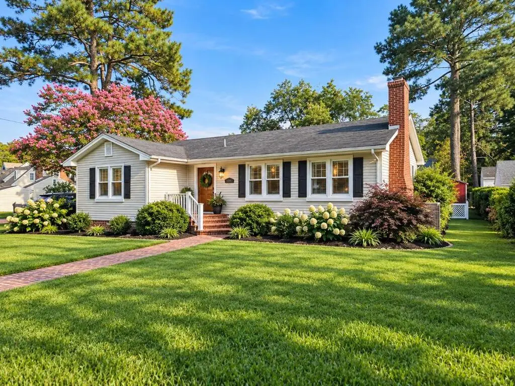 20500 Lee St, Onley, VA 23418 - #1