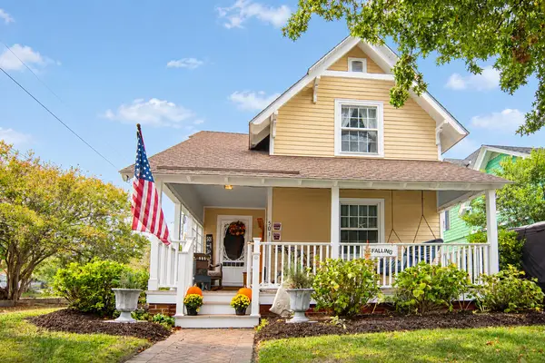 501 Tazewell Ave, CAPE CHARLES, VA 23310
