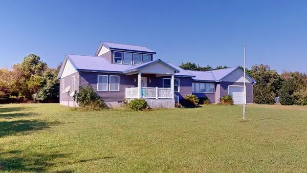 19192 Glenn Dr, PARKSLEY, VA 23421