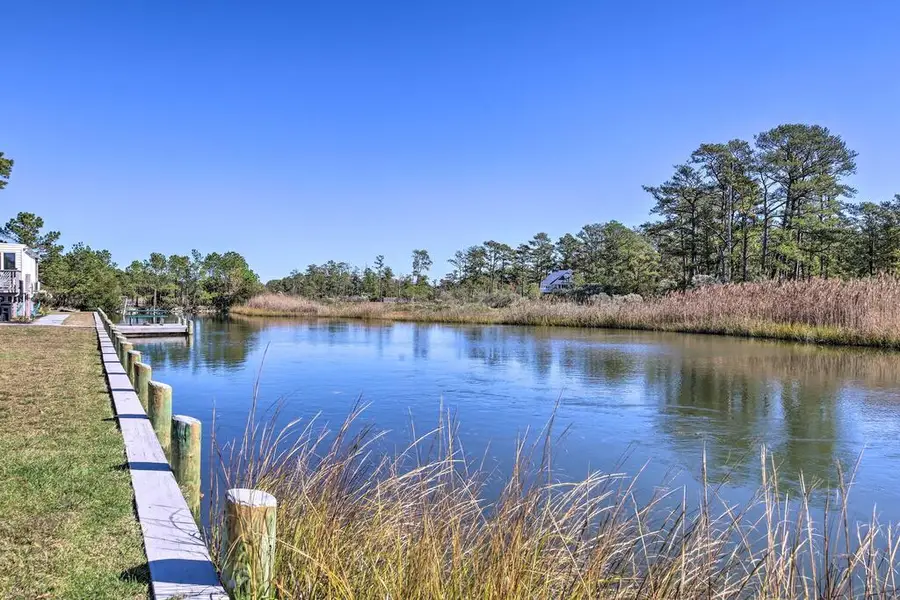 7235 Bunting Rd, Chincoteague, VA 23336 - #3