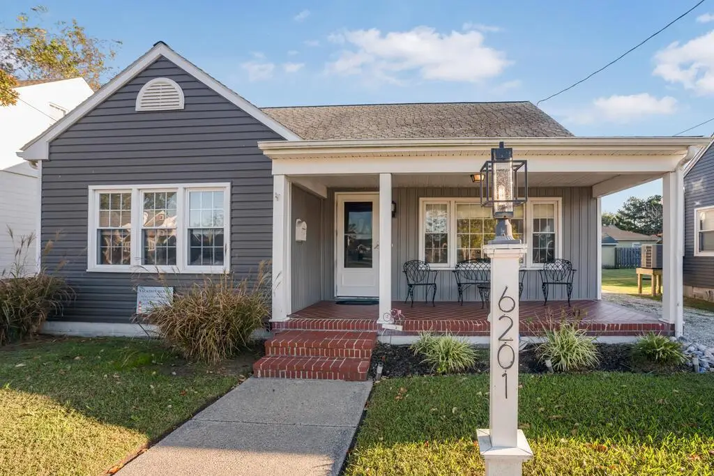 6201 Ocean Blvd, Chincoteague, VA 23336 - #1