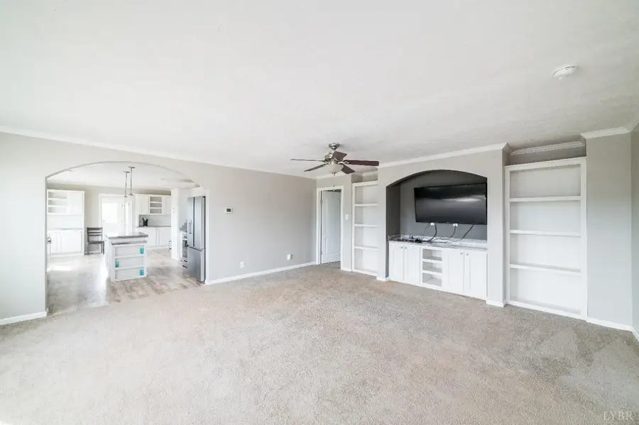 1415 Clover Creek Road, Huddleston, VA 24104 - Image #2