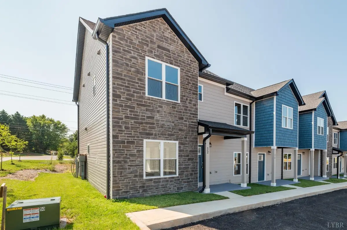 121 Melissa Lane, Lynchburg, VA 24502 - Image #1