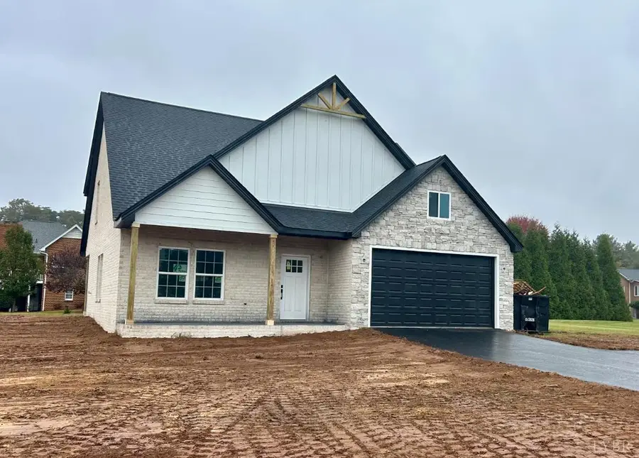 179 Meadow Brook Cir, Danville, VA 24541 - Image #3