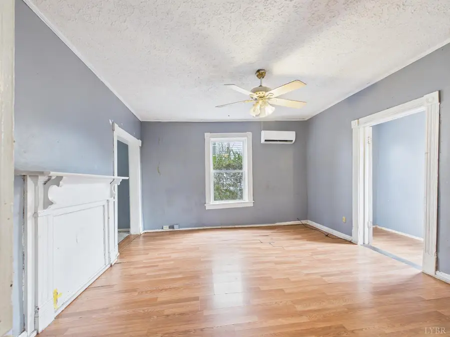 1113 18th Street, Lynchburg, VA 24504 - #2