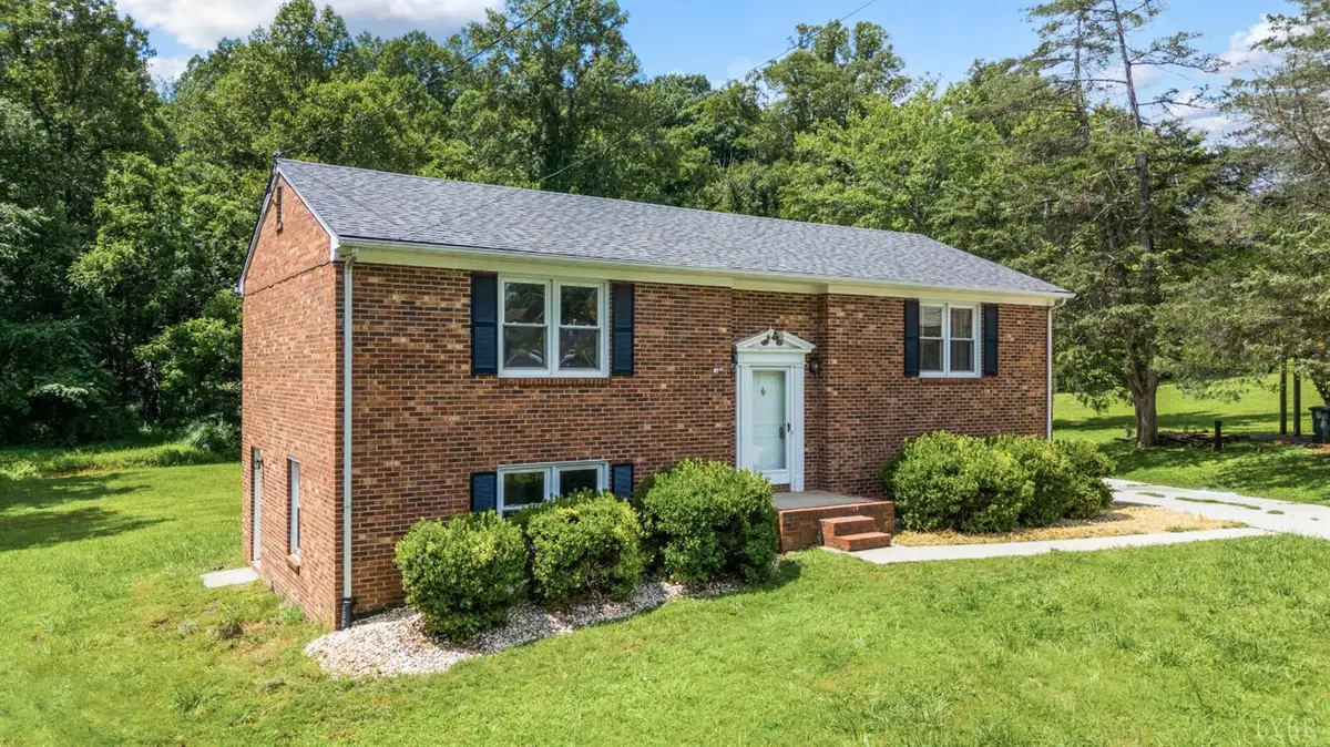 106 Omega Court, Lynchburg, VA 24502 - Image #1