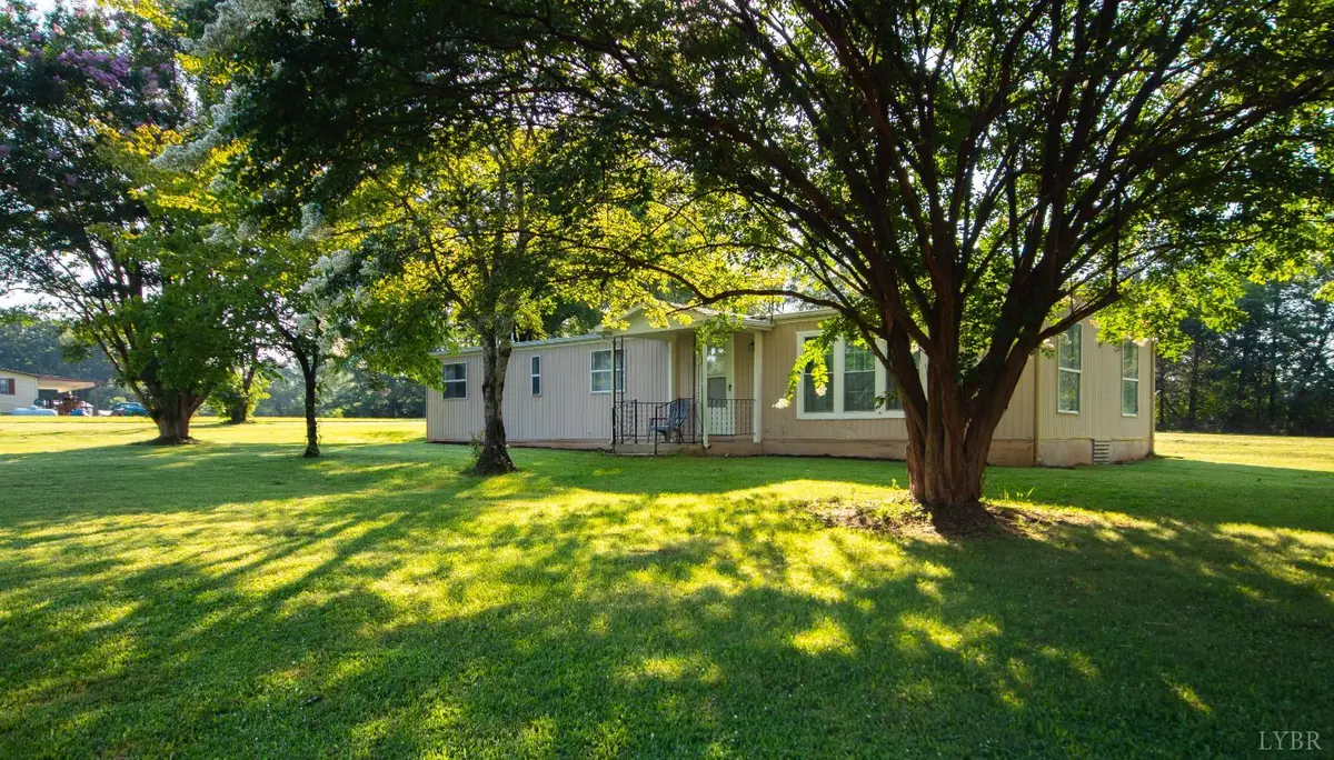 1214 Hawks Nest Lane, Moneta, VA 24121 - Image #1