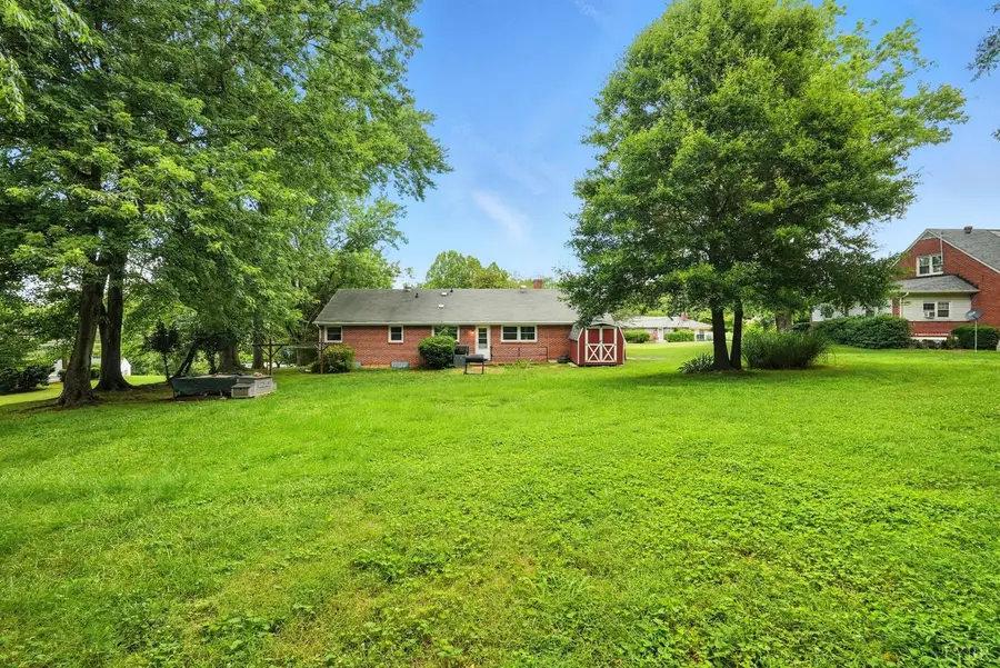 7131 Meadowbrook Road, Lynchburg, VA 24502 - Image #2