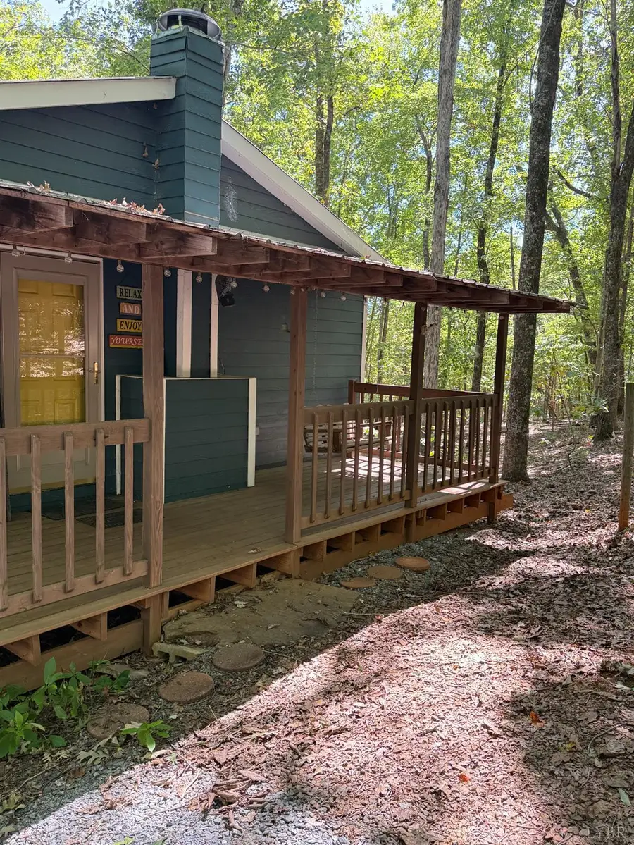713 Leesville Lake Drive, Pittsville, VA 24139 - Image #2