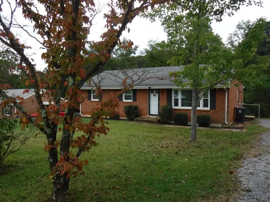 1027 Woodhaven Drive, Bedford, VA 24523 - Image #2