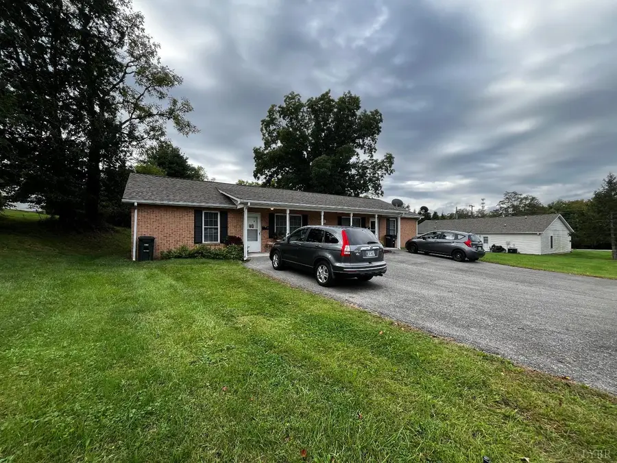 1195 Fairmont Drive, Vinton, VA 24179 - Image #3