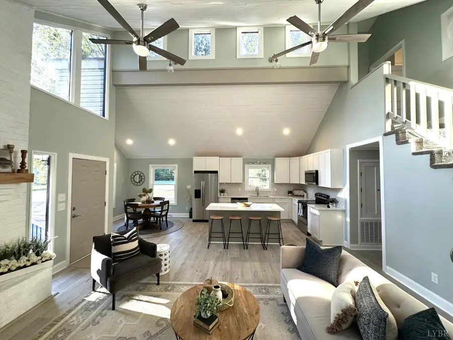 2146 Thomas Jefferson Road, Forest, VA 24551 - Image #2