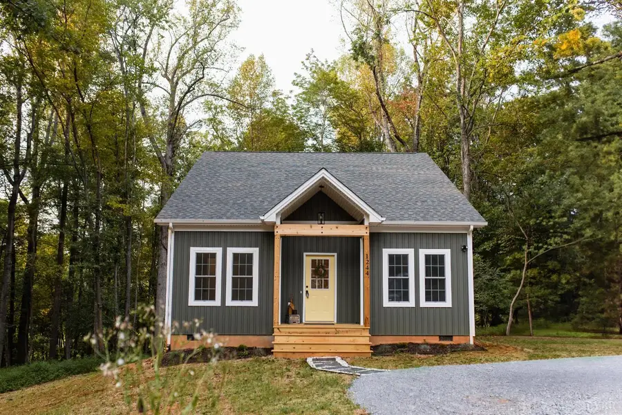 1244 Windsor Drive, Bedford, VA 24523 - Image #2